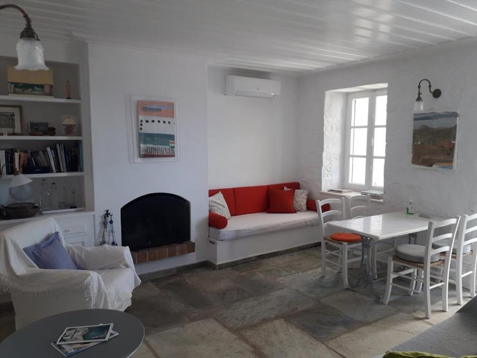 Villa Sunset Hydra المظهر الخارجي الصورة